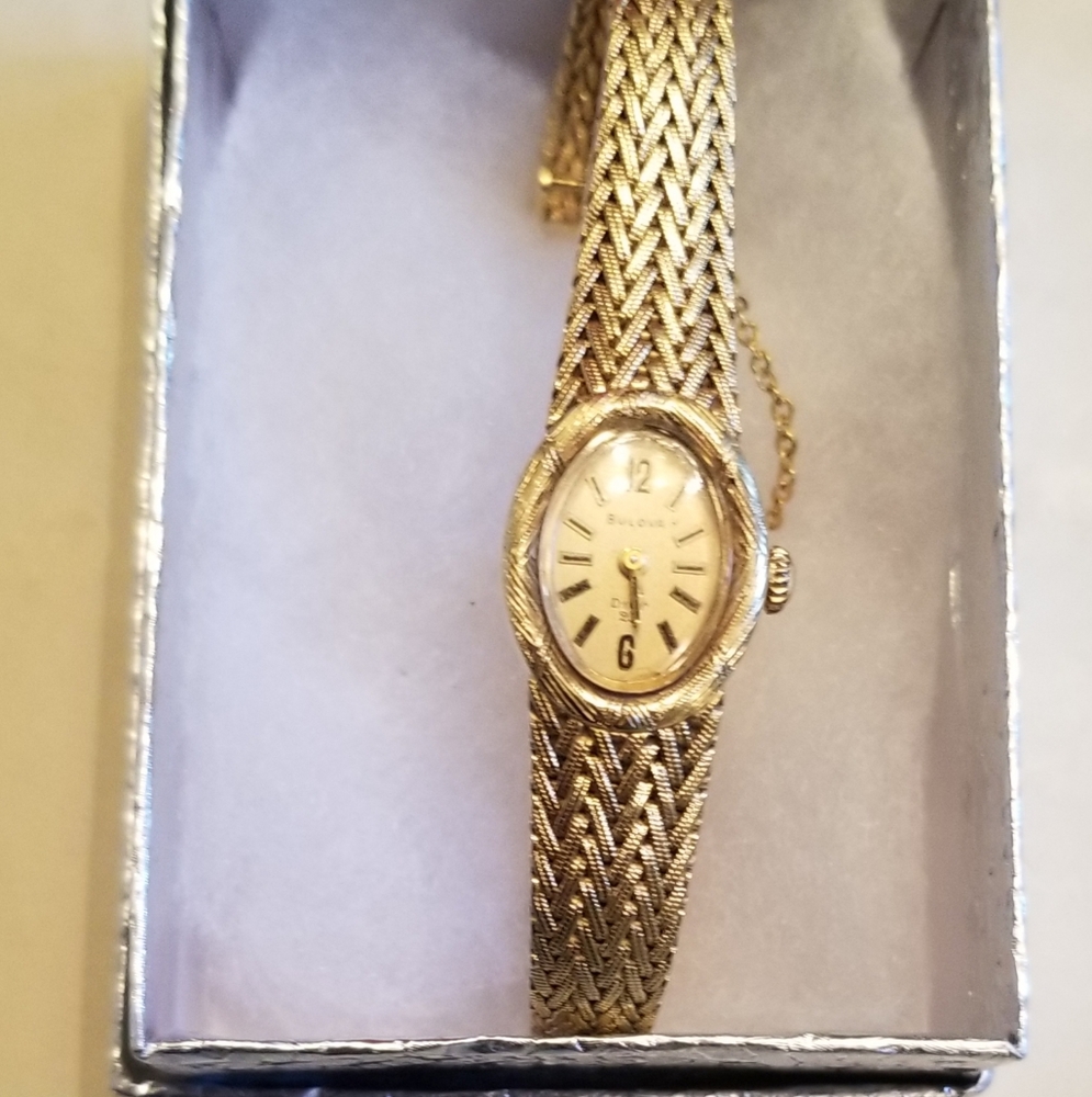 Solid 14k Christian Dior 23 wind up watch